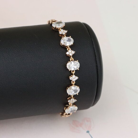 "Rose Gold Oval Cut CZ Bracelet with Sparkling Stone Clusters, XPBL0973 - Picture 8 of 12